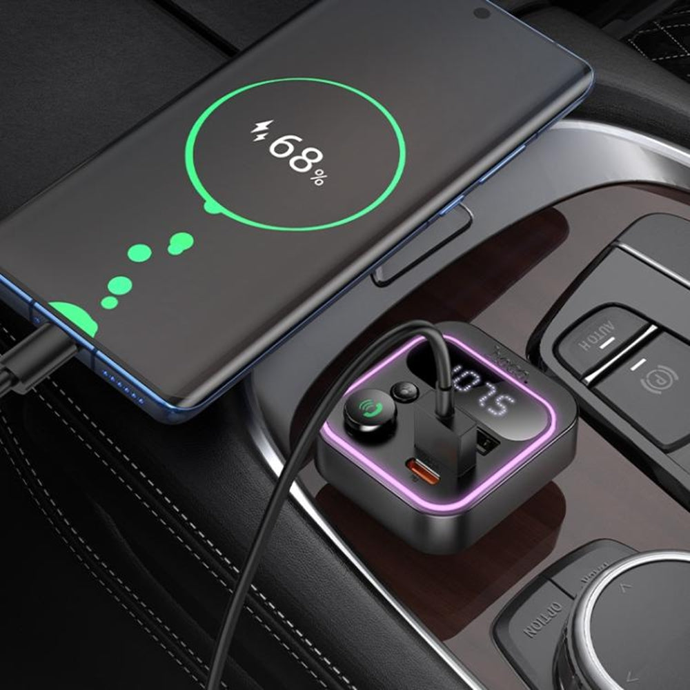 (38 W) Adaptateur de chargeur de voiture à charge rapide à trois ports USB-C et QC3.0 USB-A Transmetteur radio FM Bluetooth